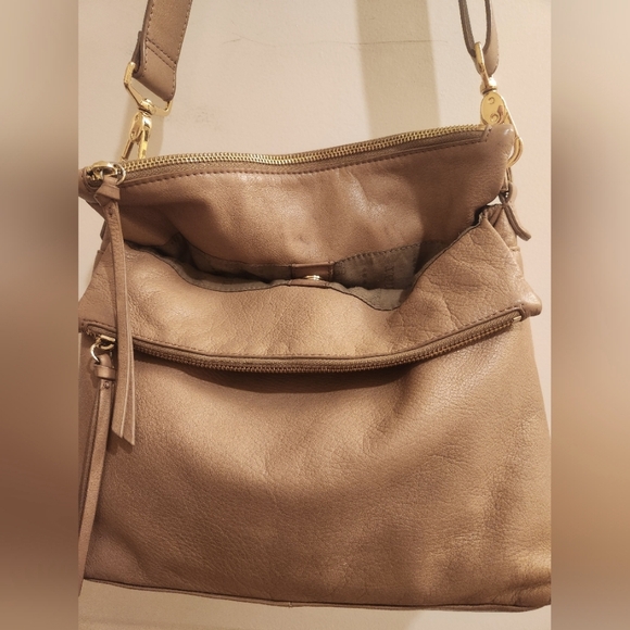 Soft Tan Leather Shoulder Bag by Margot - Picture 6 of 8
